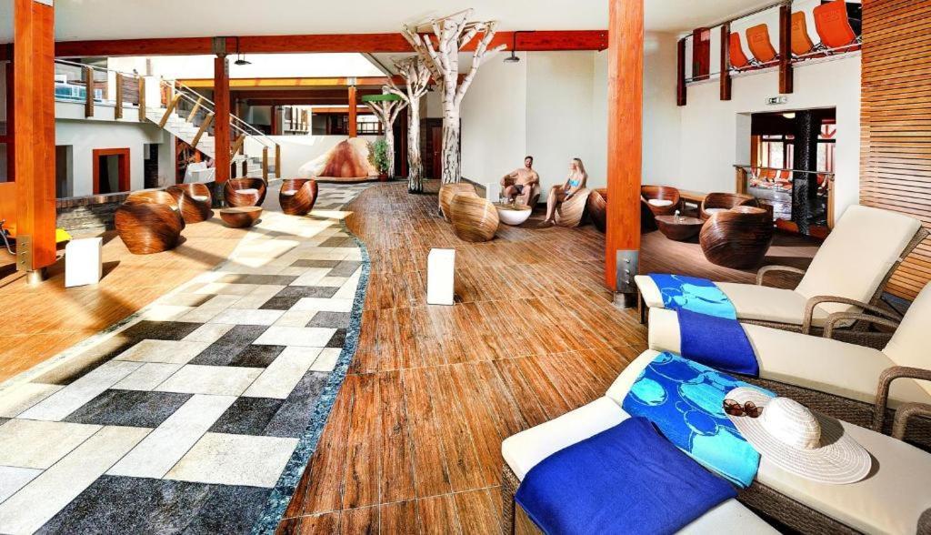 Apartman Liptov - Hotel Bešeňová Buitenkant foto