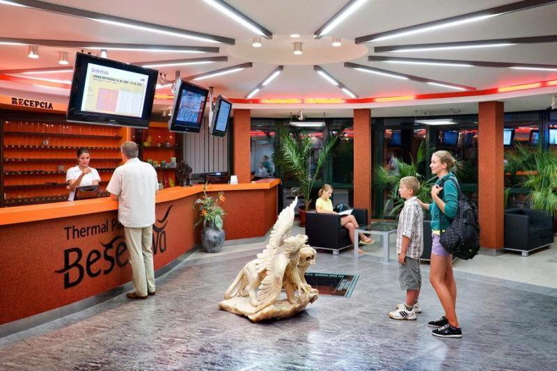 Apartman Liptov - Hotel Bešeňová Buitenkant foto