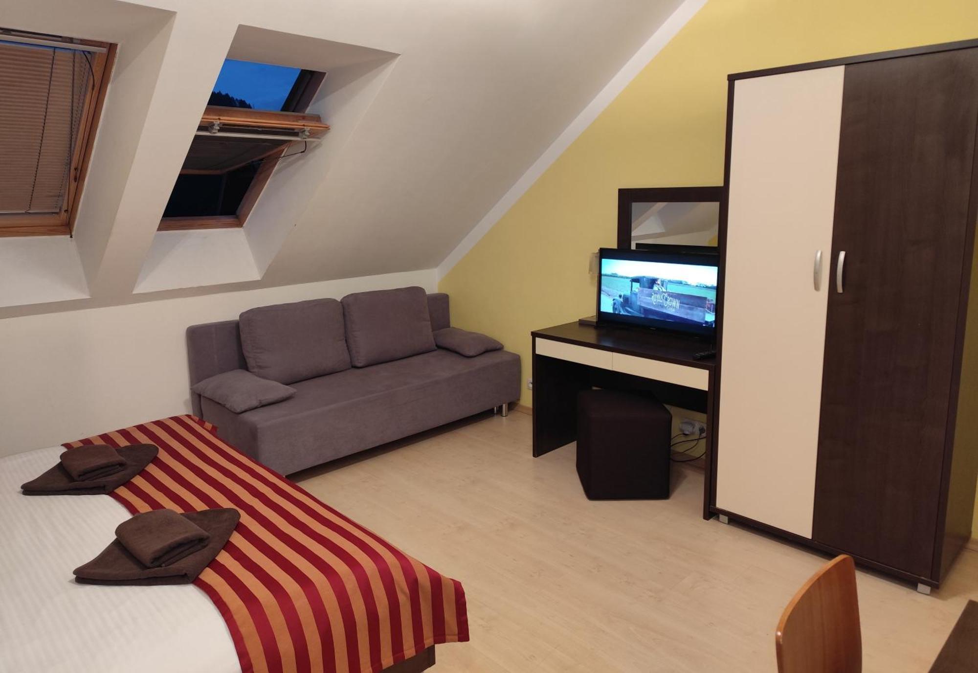Apartman Liptov - Hotel Bešeňová Buitenkant foto