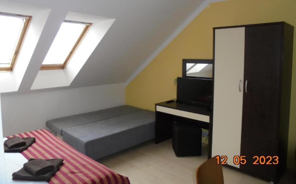 Apartman Liptov - Hotel Bešeňová Buitenkant foto